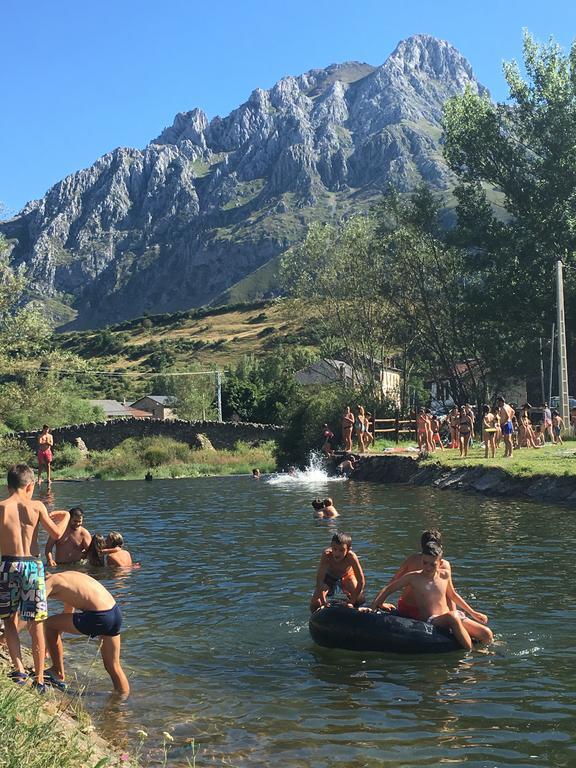 Willa Casa De Montana Alto Curueno Lugueros Zewnętrze zdjęcie